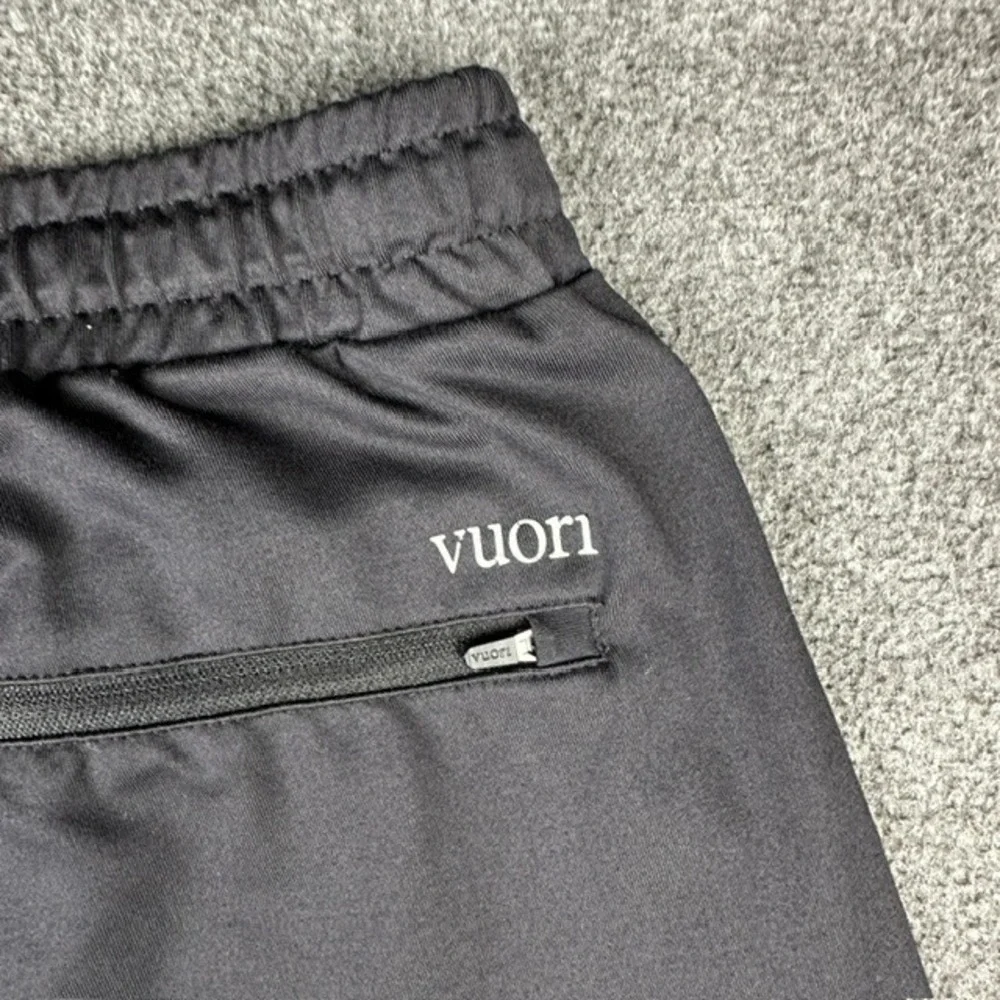 Vuori Mens Performance Jogger Pants Charcoal Grey Activewear Size L Large